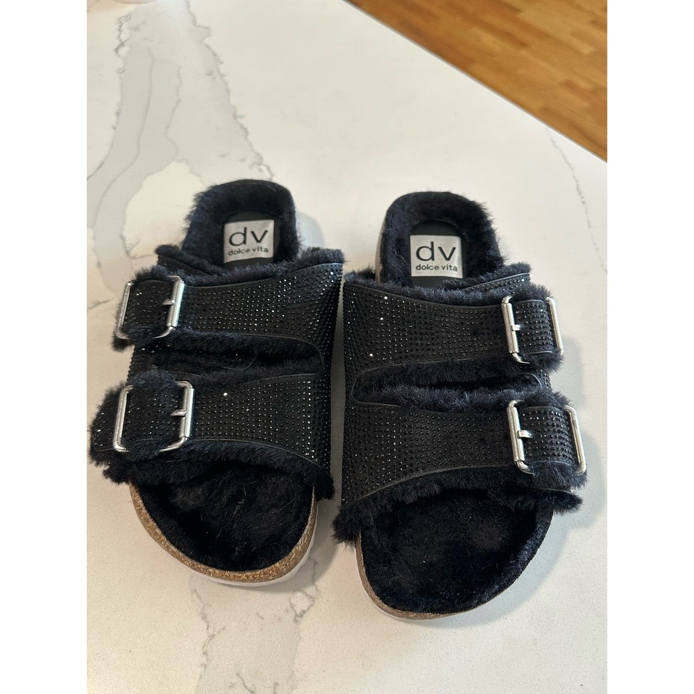 DV by Dolce Vita Women’s slide sandals